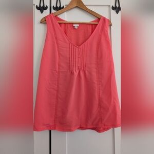 Coral sleeveless smocked top